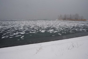 洞爺湖の雪氷